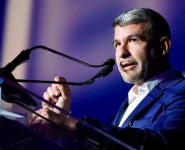 Mauricio-Tabe-llama-a-cerrar-el-paso-al-autoritarismo-durante-conmemoracion-del-2-de-octubre